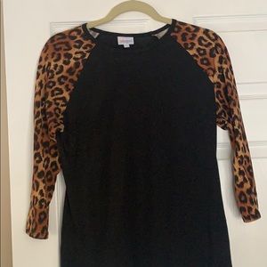 Small Cheetah Print Randy Lularoe Top